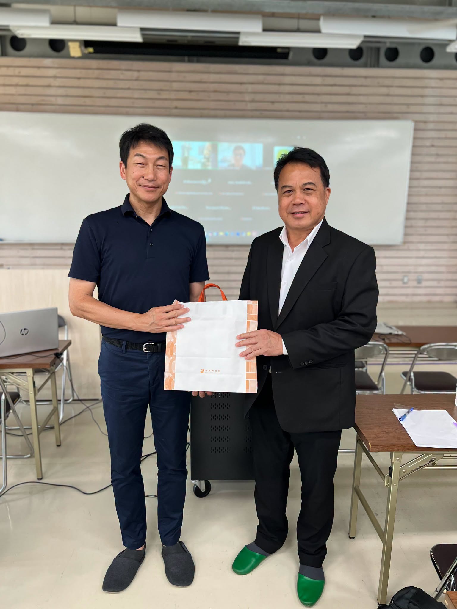 title - ส.ป.ก. ติดตามการฝึกงานของเยาวชนเกษตรในระหว่างฝึกงาน โครงการฝึกงานผู้นำเยาวชนเกษตรไทยในญี่ปุ่น รุ่น 44